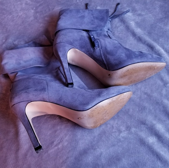 Guess Booties - Picture 2 of 2